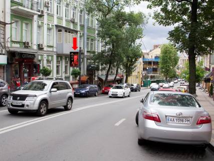 Ситилайт  в Киеве, 1.8x1.2  Михайлівська вул., 16, в сторону Майдану Незалежності фото 1