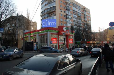 Видеоборд A у Харкові Сковороди (Пушкінська), вул., 74, біля ст.м. Пушкінська, прайс за ролик 10 сек, 1 вих / 5 хв з 8:00 до 00:00. Прорахунок інших конфігурацій уточнюйте у менеджерів - 292479 Фото 1