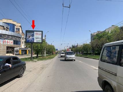 Скроллер B в Черновцах Сергія Скальда (Комарова) ул., 12 - 300154 фото 1