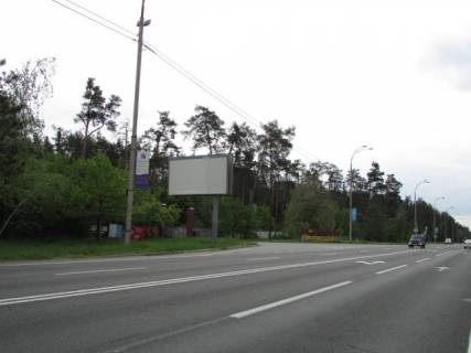 Билборд B в Киеве Столичне шосе, поворот на котеджне містечко "Золоті ворота", з центру фото 1