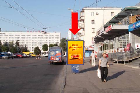 Citylight  in Zhytomyr, 1.8x1.2  Peremogi pl., 3, bila magazinu "Kosmo", univermagu "Molodizna moda" Photo 1