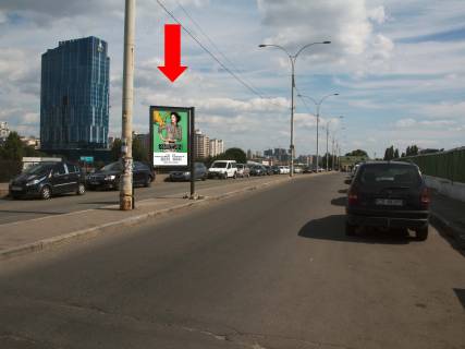 Ситилайт  в Киеве, 1.8x1.2  Вокзальна вул., до Гетьмана Павла Скоропадського вул. (Льва Толстого) з боку Центрального ж / д вокзалу фото 1