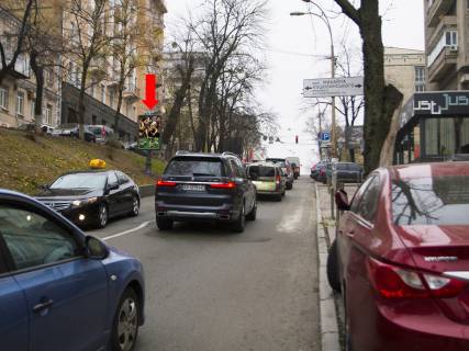Ситилайт  в Киеве, 1.8x1.2  Хмельницького вул. 70А, в сторону вул. Хрещатик фото 1