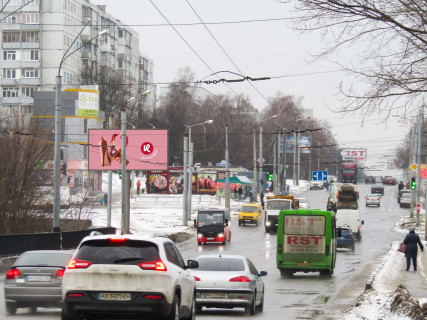 Билборд B в Харькове, 3x6  Гвардійців-Широнінців вул. - Бучми (Уборевича) вул., 1а фото 1