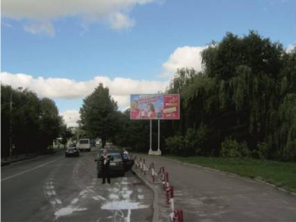 Билборд A в Ровно Бандери вул. - Севастопольська вул., 49, навпроти фото 1