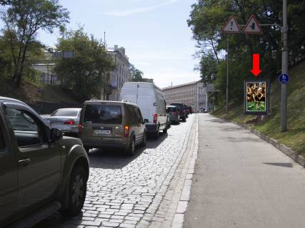 Ситискролл A в Киеве, 1.8x1.2  Володимирський узвіз, 100м від Європейської пл., в бік Європейської пл. фото 1