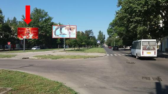 Билборд  в Николаеве, 3x6  Центральний пр. (кол. Леніна пр.) / Інженерна вул., біля ТРЦ "City Center", в центр фото 1