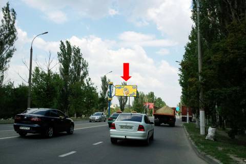Билборд B в Херсоне, 3x6  Миколаївське шосе, біля автосалону "Лада", з центру (флажок) фото 1