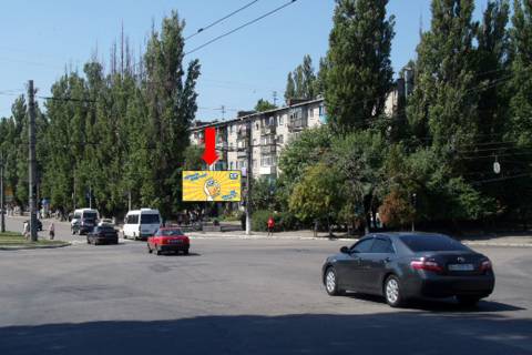 Билборд  в Кременчуге, 3x6  Свободи пр. (кол. 60-річчя Жовтня вул.) / Московська вул. фото 1