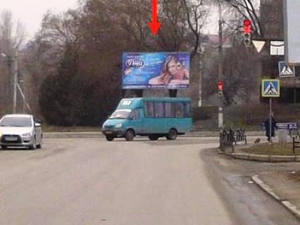 Билборд A в Кривом Роге, 3x6  Свято-Миколаївська вул. (колиш. Леніна вул.), 6 - Українська вул. фото 1