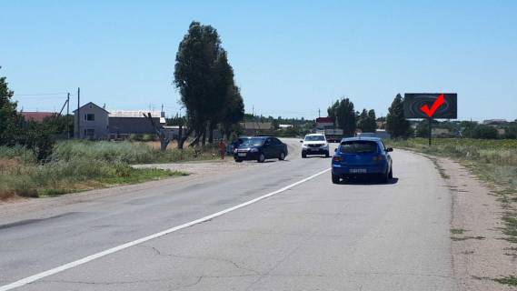 Billboard A in Primorsk Melitopol's'ke sose, v'izd v misto z boku Berdans'ka Photo 1