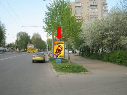 Сiтiлайт  у Рівному, 1.8x1.2  Небесної Сотні вул. (кол. Кіквідзе вул.), 22 / Привокзальна пл., з центру Фото 1