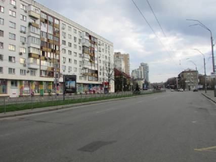 Видеоборд A в Киеве Алмазова вул. (колиш. Кутузова), 16/19, роздільник, ст.м. "Печерська", прайс за трансляцію ролика 10 сек 1вихід/80 сек, з 0:00 до 23:59 - 393797 фото 1