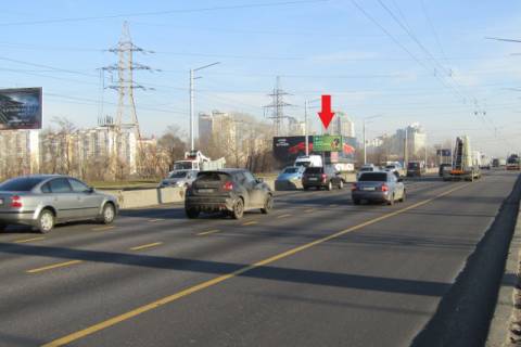 Призма B в Киеве Бандери пр. (колиш. Московський пр.), 28, навпроти, в сторону просп. Володимира Івасюка (Героїв Сталінграда) - 337341 фото 1