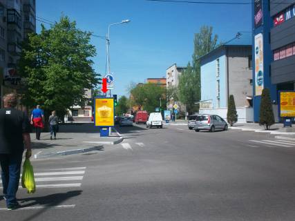 Citylight A in Kremenchuk, 1.8x1.2  Sevcenka st. / Soborna st. (kol. Lenina st.), TC "Mega", magazin "Adidas" Photo 1