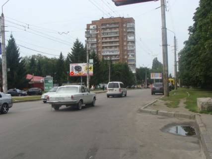 Билборд B в Полтаве Мазепи вул. (колиш. Калініна вул.), 12, навпроти фото 1