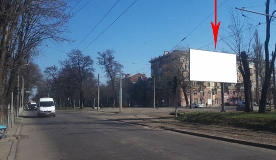 Билборд B в Днепр (Днепропетровск) Лесі Українки (Пушкіна) просп. - В’ячеслава Чорновола (Юрія Савченка) ул., на светофоре фото 1