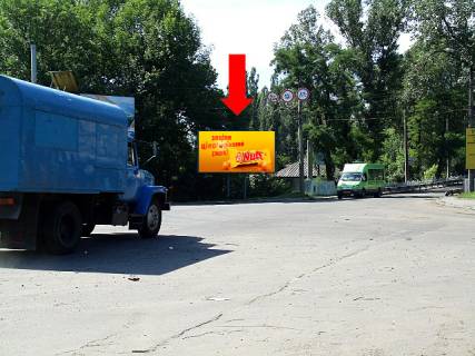 Билборд B в Кременчуге, 3x6  Приходька вул. / Чумацкий Шлях вул. (кол. Сербиченка вул.) фото 1