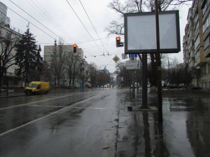 Скроллер A в Киеве Іллєнко вул. (колиш. Мельникова вул.), 18 - Герцена вул. - 294384 фото 1