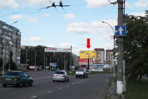 Билборд A в Сумах, 3x6  Лушпи пр. - Збройних Сил України вул. (Інтернаціоналістів)., роздільник, з центру фото 1