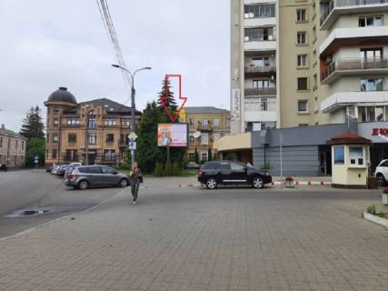 Видеоборд A в Луцке Словацького вул., 2 - 398529 фото 1