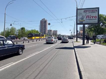 Видеоборд A у Києві Гетьмана вул., 46/2 - Польова вул., ст. Караваєві Дачі, в сторону Севастопольської пл., прайс за трансляцію ролика 10 сек 1вихід/90 сек, з 0:00 до 23:59 - 384166 Фото 1