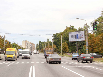 Призматрон, Призма A у Харкові, 3x6  Полтавський Шлях вул. - Переможців вул., в центр - 667559 Фото 1