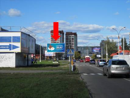 Билборд A в Сумах, 3x6  Лушпи пр. від Збройних Сил України вул. , роздільник, з центру фото 1