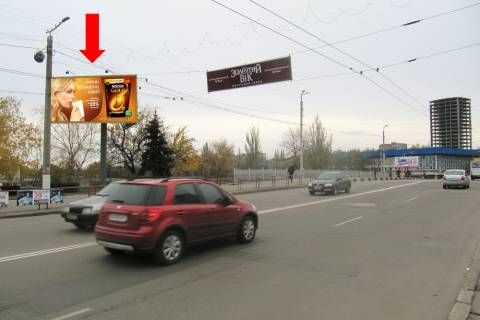 Білборд, Бігборд (Борд)   у Кропивницький (Кіровоград), 3x6  В. Перспективна вул. (кол. Маркса вул.) / Набережна вул., поряд з ЦУМом, супермаркетом "Сільпо", центральним ринком Фото 1