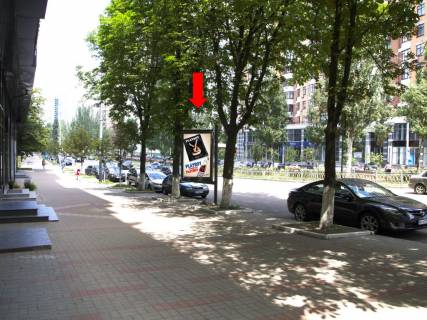Сiтiлайт B у Києві, 1.8x1.2  Українки бул., 22, в сторону вул. Хрещатик Фото 1
