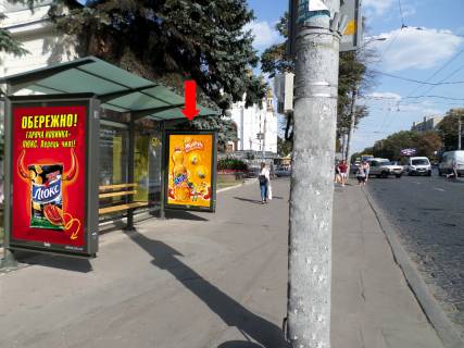 Ситилайт B в Ровно, 1.8x1.2  Соборна вул., 10 / Княгині Ольги вул., зупинка, з центру, B2 фото 1