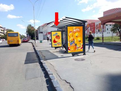 Ситилайт  в Ужгороде, 1.8x1.2  Свободи пр., 2, в бік Кирила і Мефодія пл., зупинка фото 1