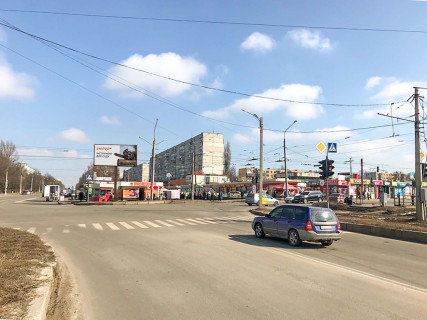 Билборд A в Харькове, 3x6  Валентинівська вул. - Тракторобудівників пр., 130/1 фото 1
