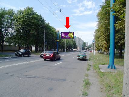 Билборд  в Кременчуге, 3x6  Московська вул. / Київська вул., біля АЗС фото 1