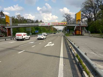 Billboard A in Kyiv Brest-Litovs'ke sose, zupinka "Prolisok", drugij vid Kieva, v storonu m.Kiiv. Montaz + demontaz oplacuet'sa okremo, vartist' robit dorivnue vartosti dod. zmini suzetu Photo 1
