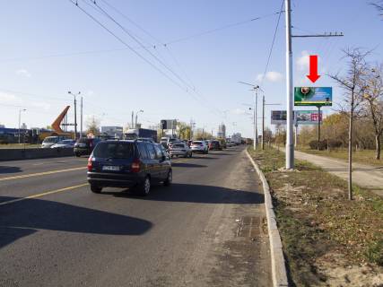 Призматрон, Призма  у Києві, 3x6  Бандери пр. (колиш. Московський) - просп. Володимира Івасюка (Героїв Сталінграда), навпроти ТРЦ "Blockbuster Mall", в сторону ст.м. Почайна (колишня Петрівка) - 445834 Фото 1