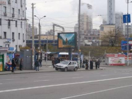 Скроллер B в Киеве Липківського вул. (колиш. Урицького вул.), 8 - Кірпи вул., зупинка, в сторону Саксаганського вул. - 343850 фото 1