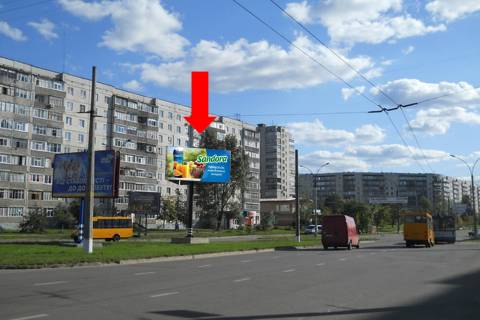 Билборд B в Сумах, 3x6  Лушпи пр. - Збройних Сил України вул. (Інтернаціоналістів)., роздільник, в центр фото 1
