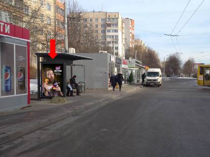 Ситилайт B в Львове, 1.8x1.2  Наукова вул. 112 (зуп. "Симоненко"), навпроти ТЦ "Victoria Gardens", в сторону вул. Стрийська фото 1