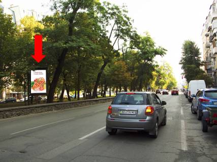 Ситилайт  в Киеве, 1.8x1.2  Верхній Вал вул., 52, бульварна частина, в сторону вул. Почайнинської фото 1