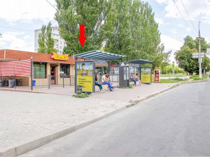 Ситилайт B в Харькове, 1.8x1.2  просп. Ювілейний (П'ятдесятиріччя ВЛКСМ ), 49/8, (1), зупинка "Гвардійців-Широнінців вул.", з центру фото 1
