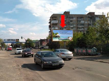 Билборд  в Ужгороде, 3x6  Грушевського вул., 25 / Марії Заньковецької (Шолохова) вул., в бік Минайської вул. фото 1