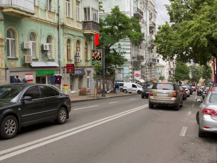 Ситилайт B в Киеве, 1.8x1.2  Михайлівська вул., 24а, в сторону Майдану Незалежності фото 1