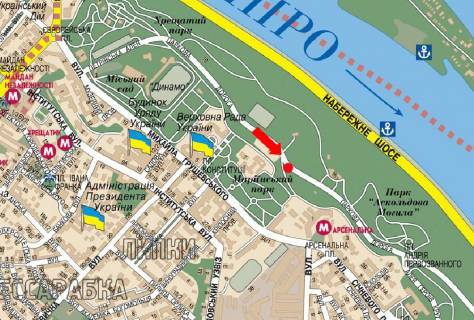 Ситилайт  в Киеве, 1.8x1.2  Паркова дорога вул., 3/5, перед КВЦ "Парковий", поворот на ресторан "Курени", в бік Дніпровського спуску схема