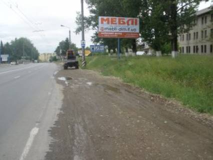 Билборд  в Ивано-Франковске, 3x6  В'їзд в місто з боку Львова, Колиба фото 1