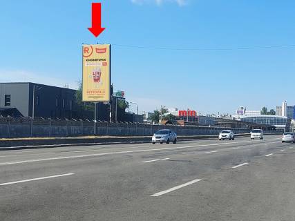 Призма B в Киеве, 6x3  Броварський пр., 400м від мосту по Будівельників вул., в бік ст. м. "Лівобережна" - 228614 фото 1