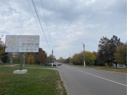 Билборд B в Прилуках Київська вул., 56, перед в'їздом в приймальне відділення КЛПЗ «Прилуцька центральна міська лікарня» фото 1