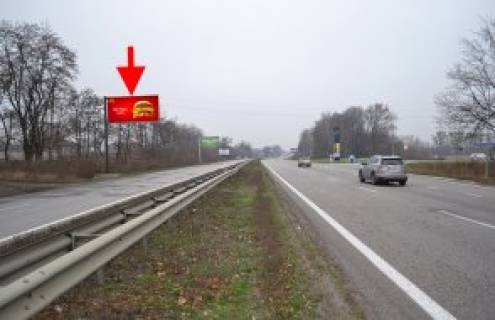 Билборд B в Коротыче, 3x6  Траса Київ - Харків, 465 км - с. Коротич, АЗС "AVIA", у бік Люботина фото 1