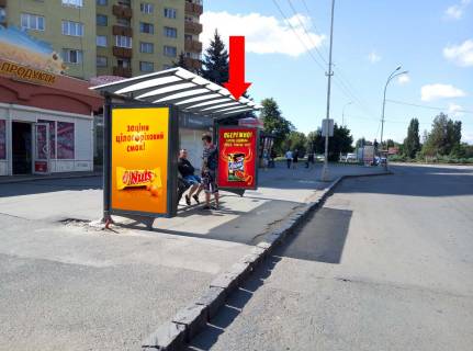 Ситилайт B в Ужгороде, 1.8x1.2  Свободи пр., 2, в бік Дружби Народів пл., зупинка фото 1