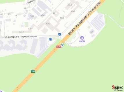 Видеоборд A в Киеве Глушкова пр., 42, навпроти, світлофор, в центр, прайс за трансляцію ролика 10 сек 1вихід / 90 сек, з 0:00 до 23:59 - 297203 схема